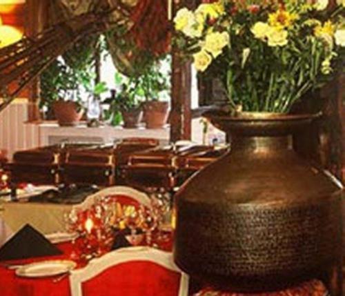 Hotel L'Auberge Du Souverain Auderghem Экстерьер фото